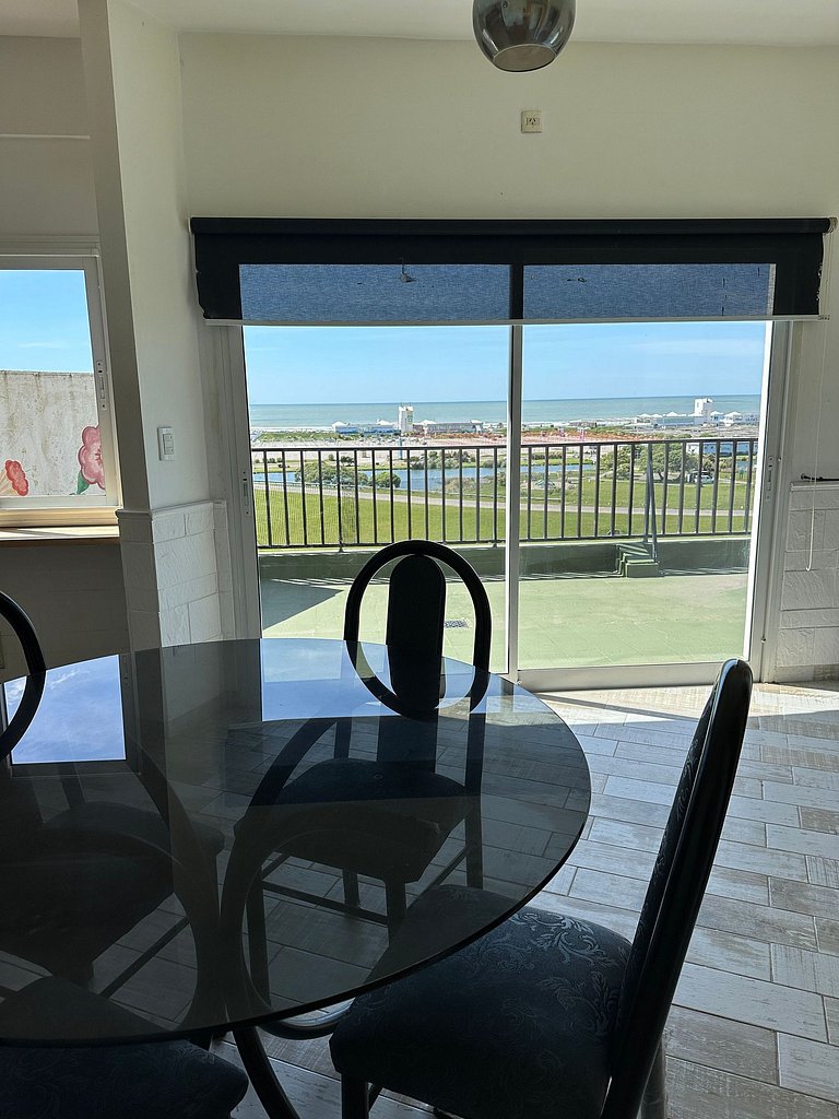 Vista plena al mar - Punta Mogotes, Mar del Plata.