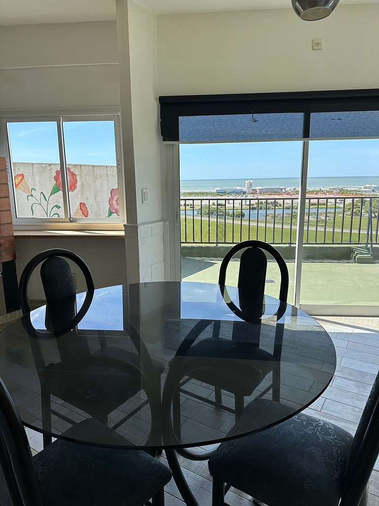 Vista plena al mar - Punta Mogotes, Mar del Plata.