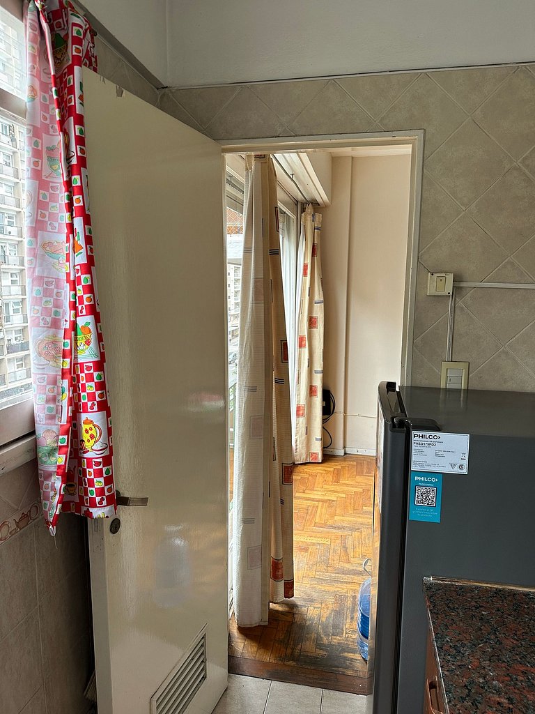 Cómodo departamento a media cuadra de PLAZA COLON