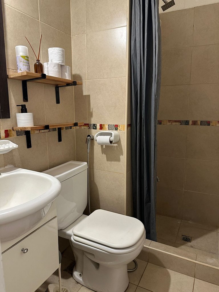 Zona guemes a 100mts de la playa, súper cómodo