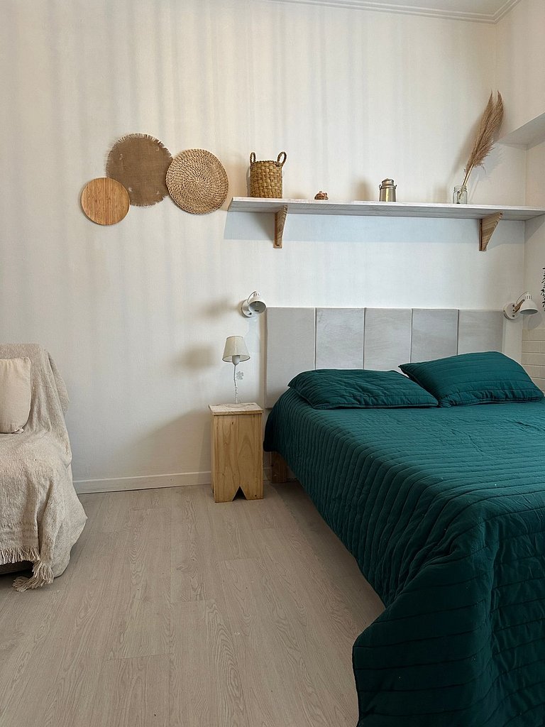 Hermoso monoambiente sobre Avenida Colon