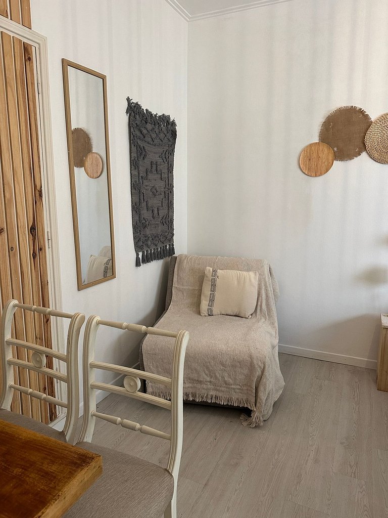 Hermoso monoambiente sobre Avenida Colon